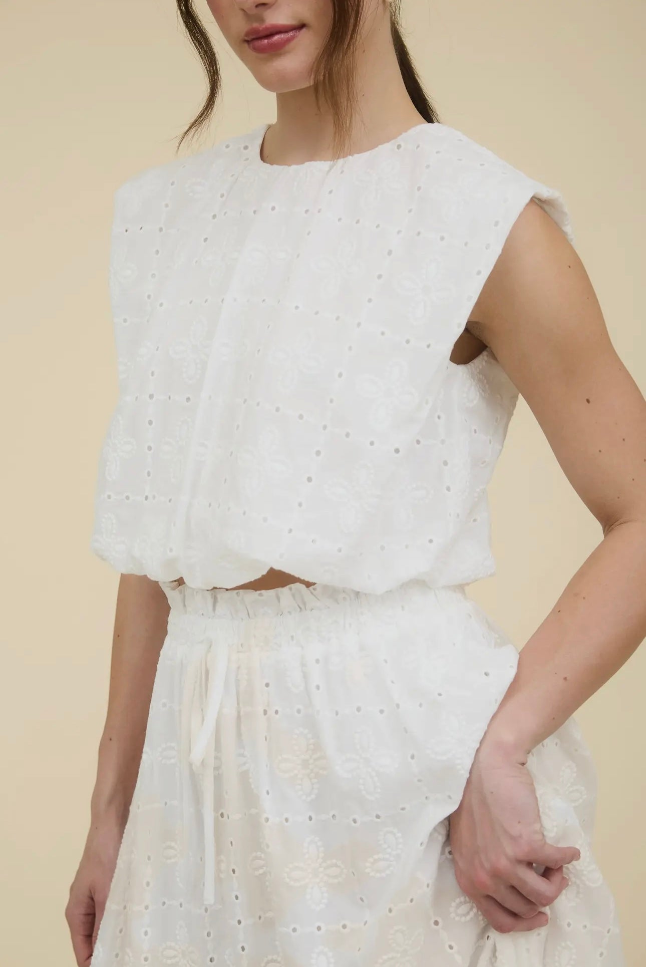 *Final Sale* White Eyelet Ruffle Set