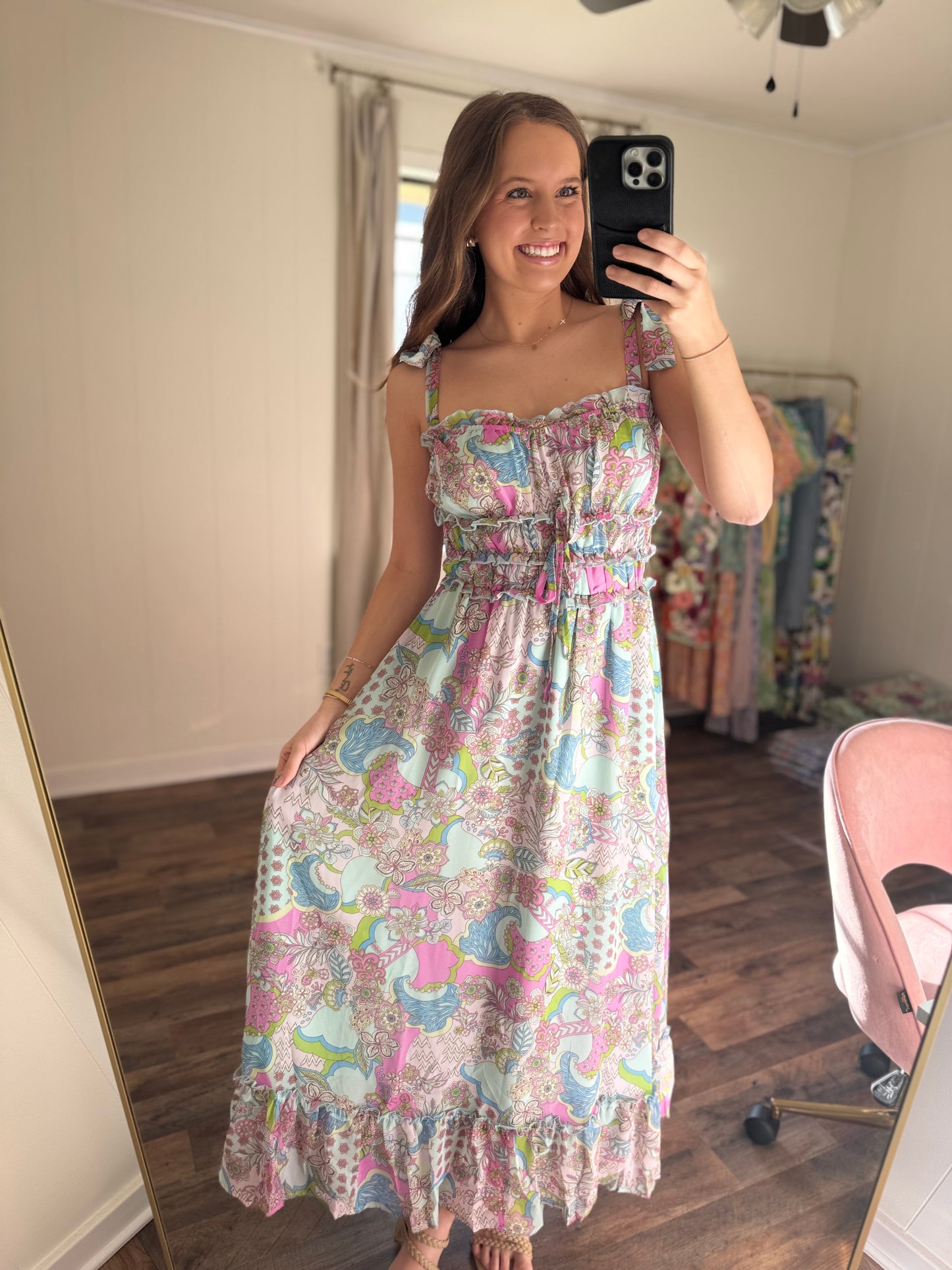 Be Different Maxi