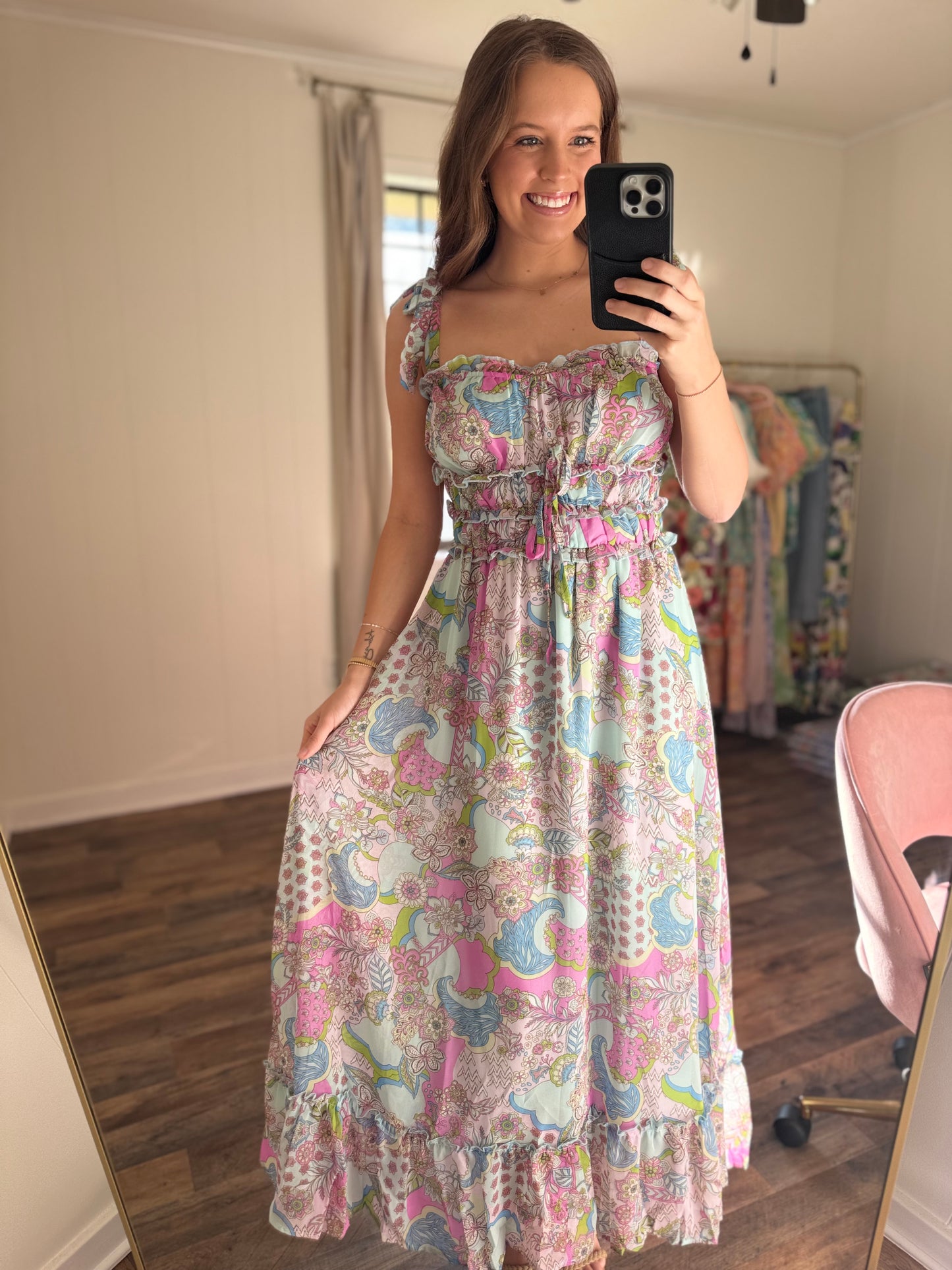 Be Different Maxi