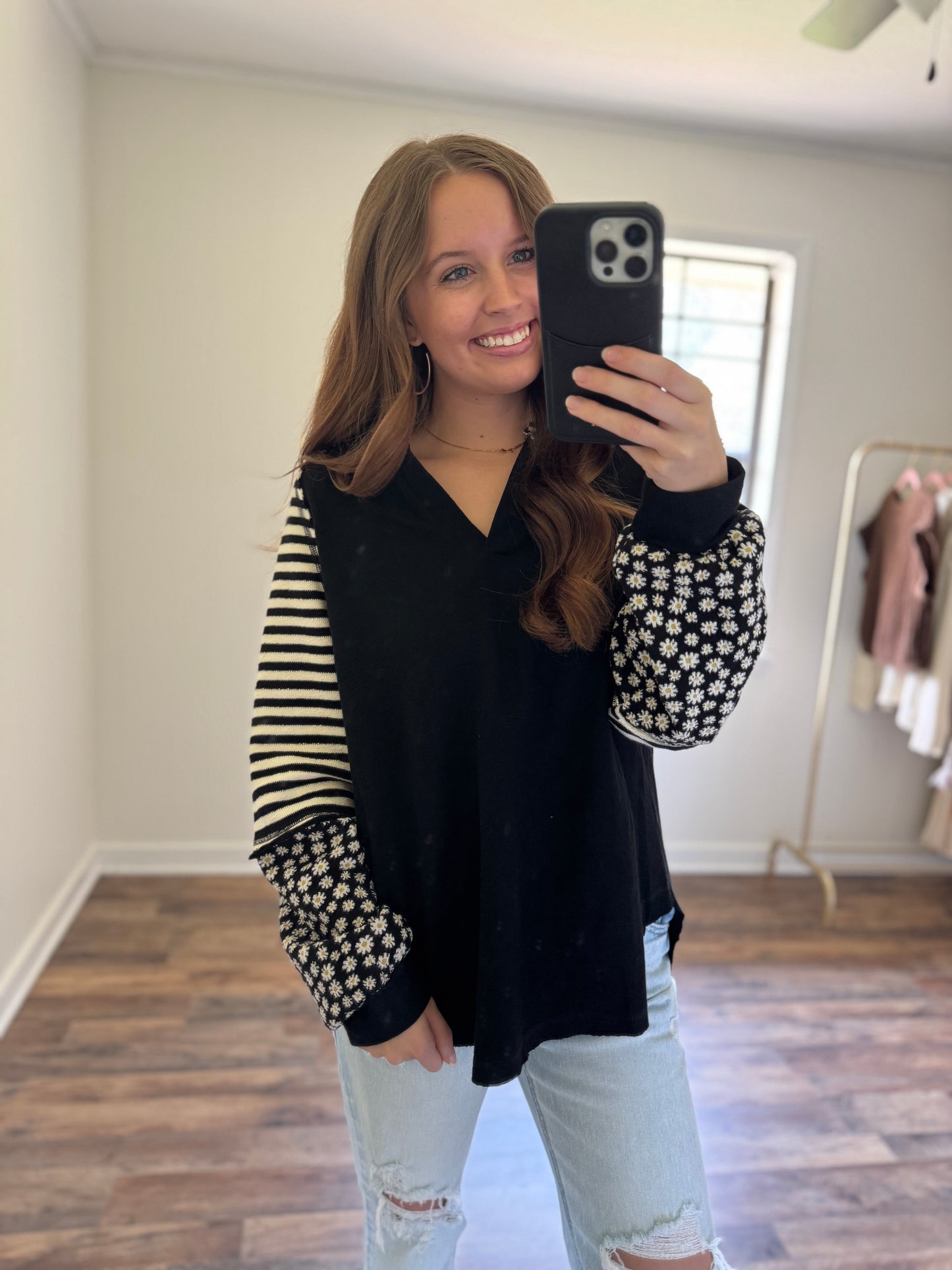 Daisy Days Casual Knit Top