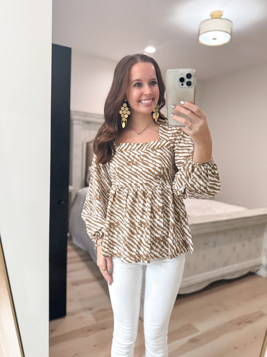 *Final Sale* French Beige Blouse