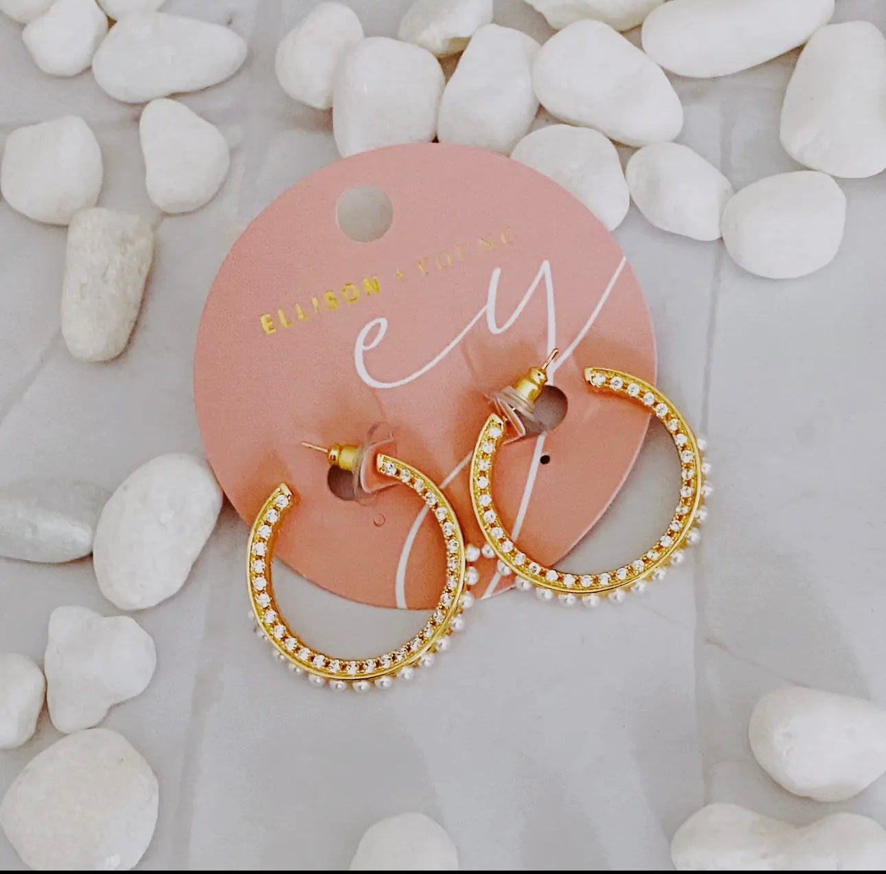 Classy Lady Pearl Earrings