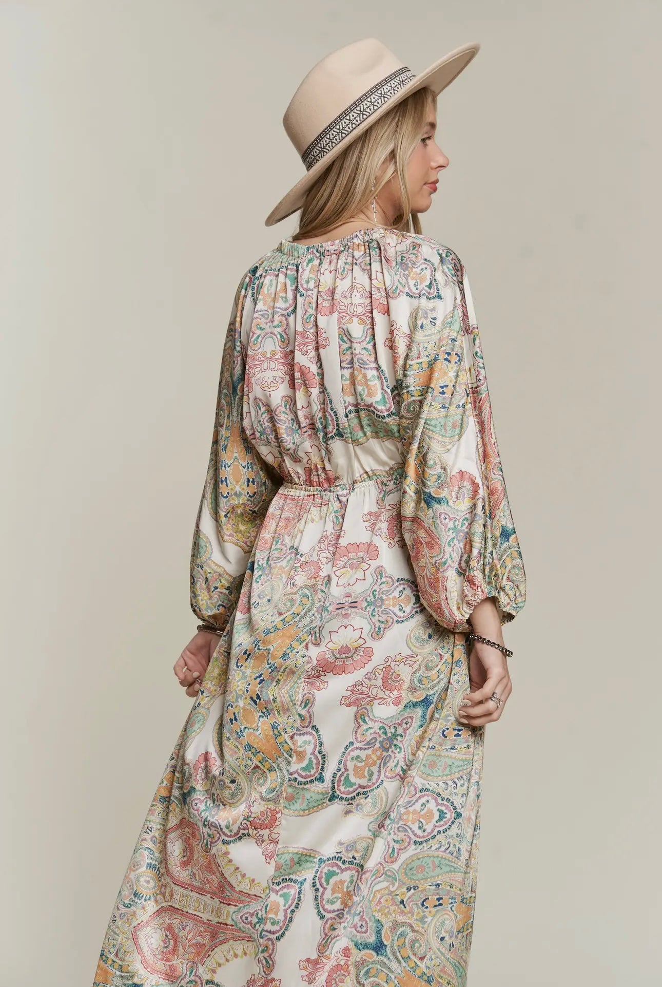 *Final Sale* Paisley Chic Maxi