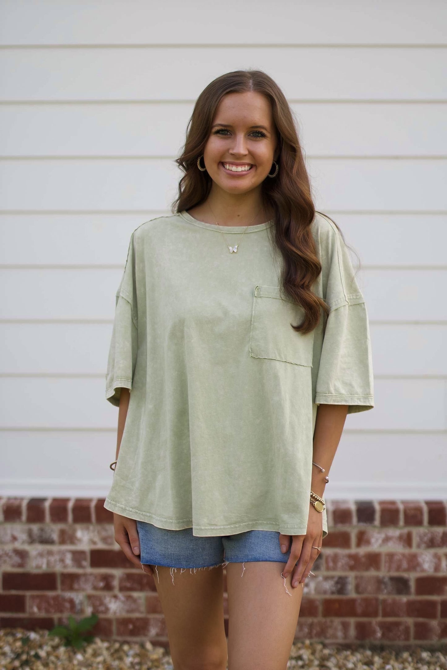 Clover Bloom Pocket Tee (Plus)