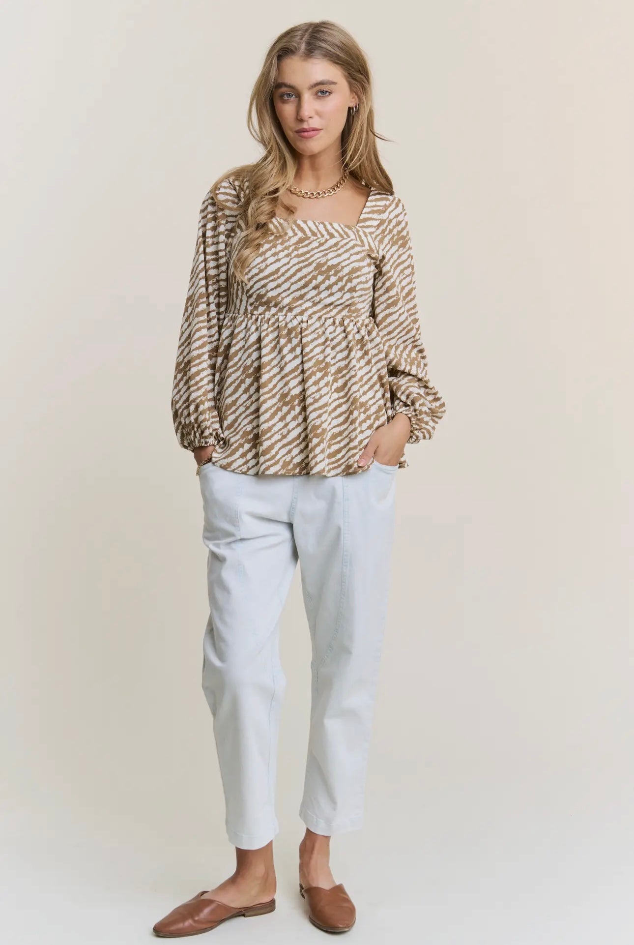 *Final Sale* French Beige Blouse